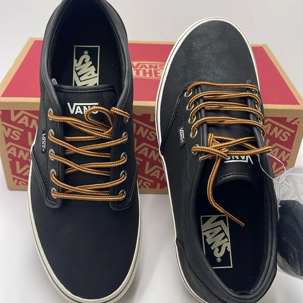 Vans WMNS Black Sneakers Classic Low-Top Design Atwood (Leather)BIck/Marshmallow - Picture 13 of 16
